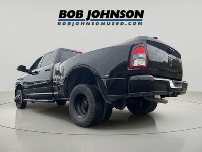 2022 RAM 3500 Big Horn NIGHT EDITION/5TH WHEEL/DUALLY