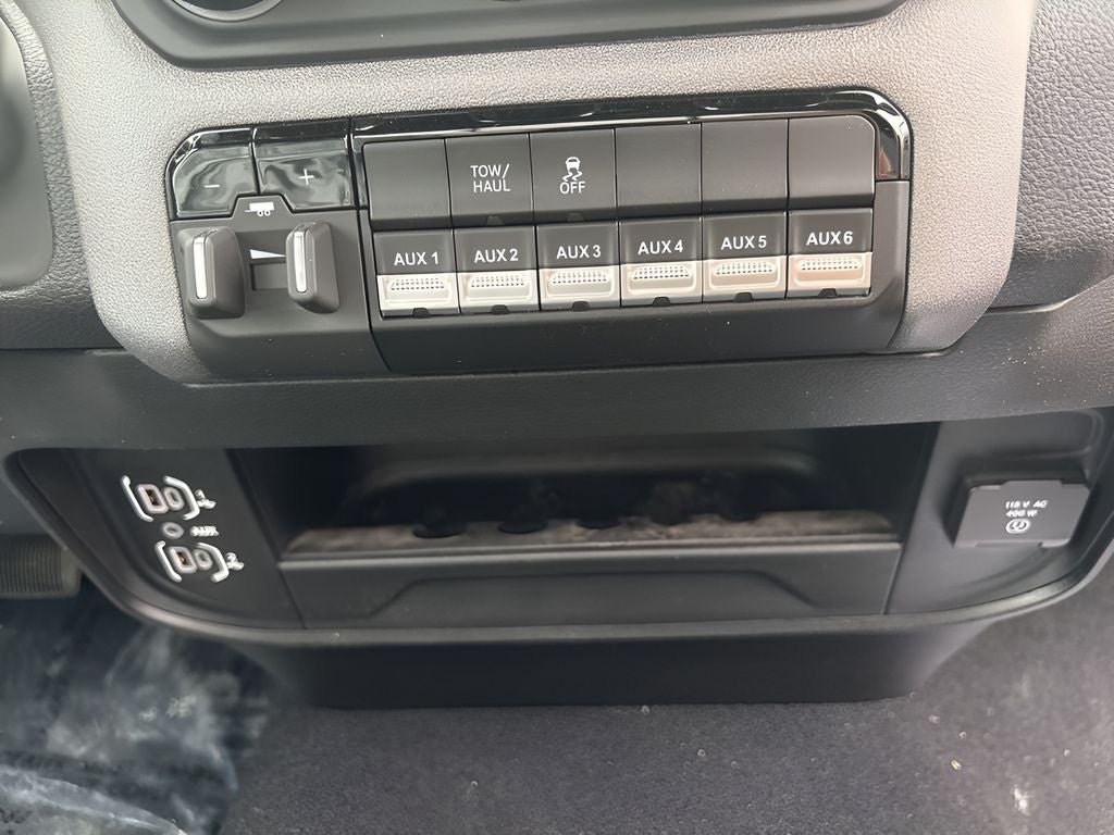 2024 RAM 2500 Tradesman