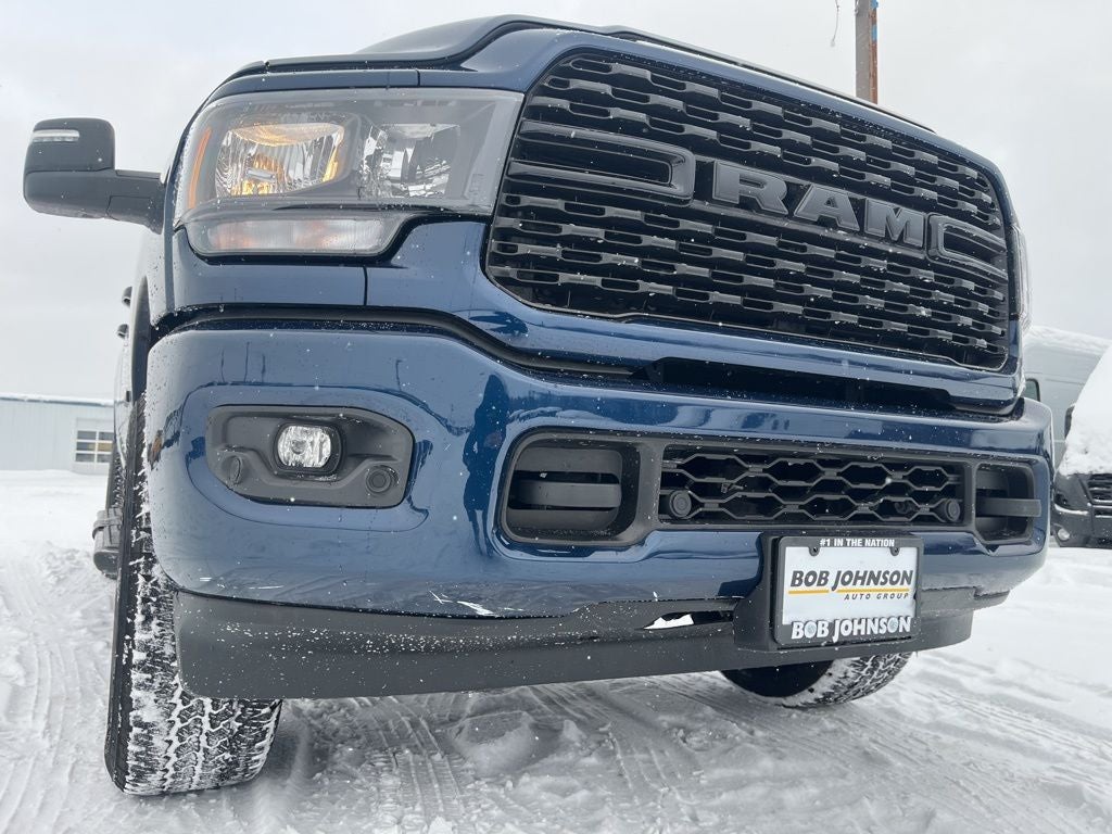 2024 RAM 2500 Big Horn LVL 1 NIGHT EDITION