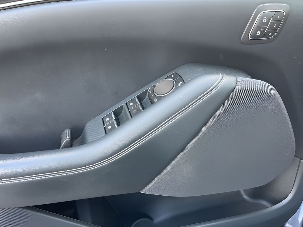 2021 Ford Mustang Mach-E Select