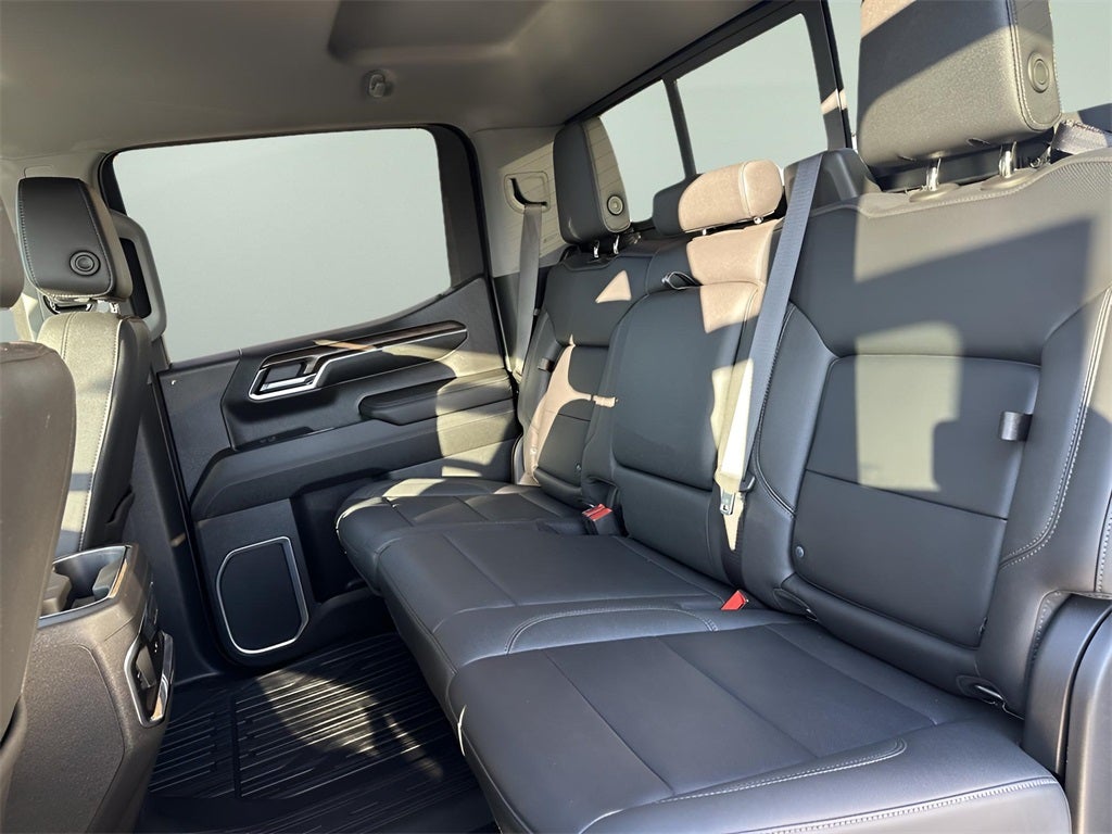 2023 GMC Sierra 1500 SLT Premium Plus Package