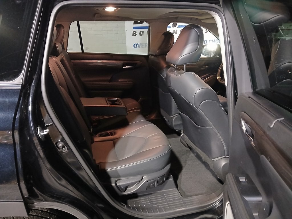 2022 Toyota Highlander Limited