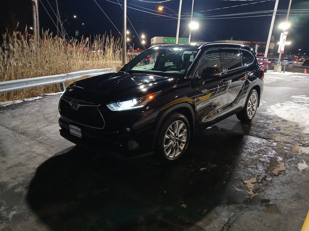 2022 Toyota Highlander Limited