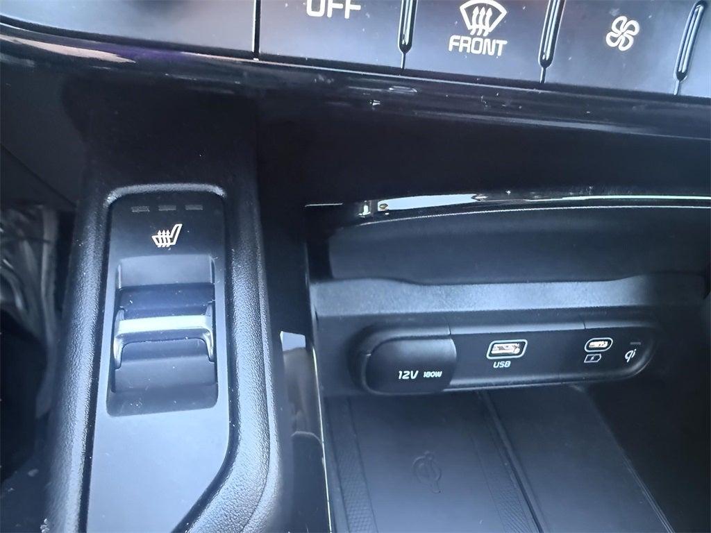 2024 Kia Telluride S Sunroof Leather Power Seating!