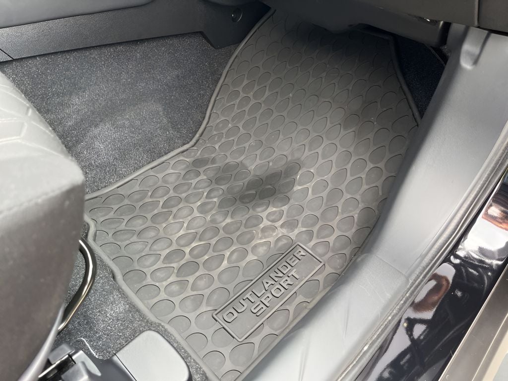 2025 Mitsubishi Outlander Sport 2.0 LE