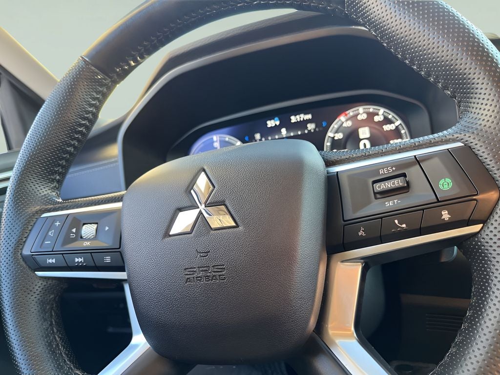 2023 Mitsubishi Outlander PHEV SEL