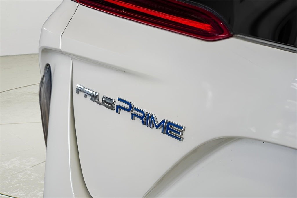 2020 Toyota Prius Prime XLE 55 MPG!!!