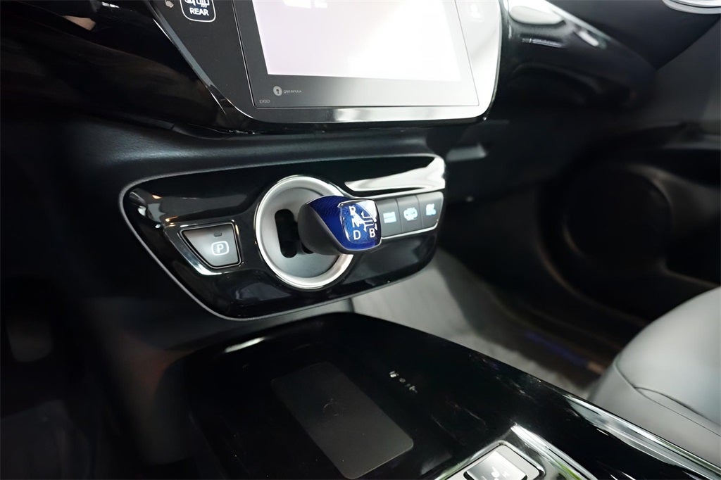 2020 Toyota Prius Prime XLE 55 MPG!!!