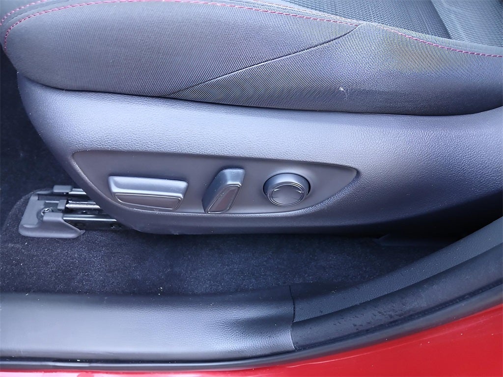 2024 Toyota RAV4 Prime SE