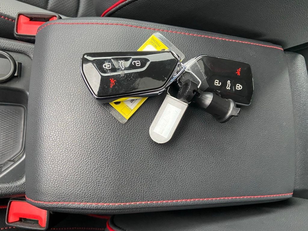 2023 Volkswagen Golf GTI 2.0T SE