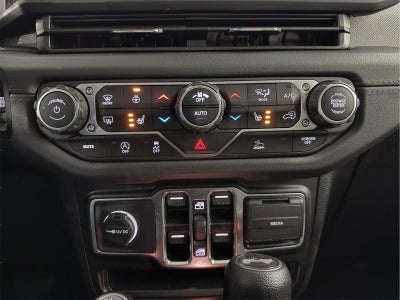 2024 Jeep Wrangler 4-Door Sahara