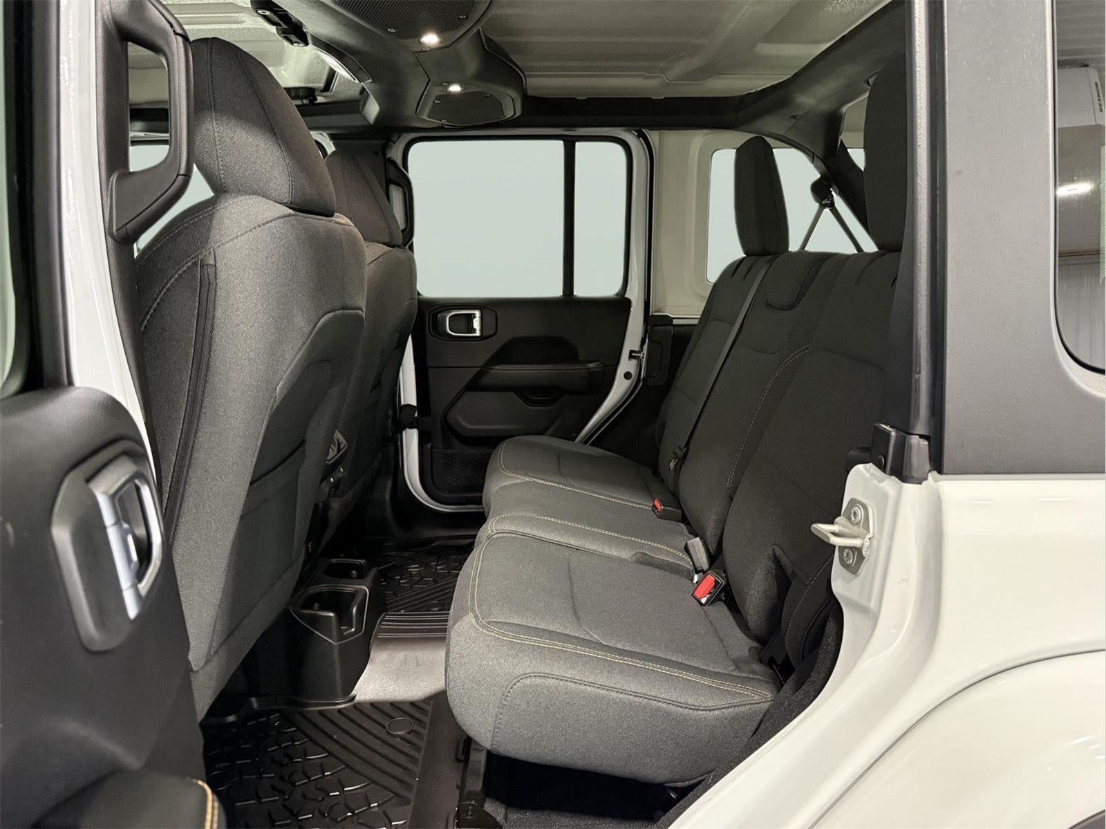 2024 Jeep Wrangler 4-Door Sahara