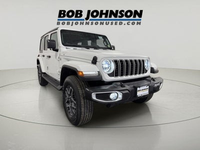 2024 Jeep Wrangler 4-Door Sahara