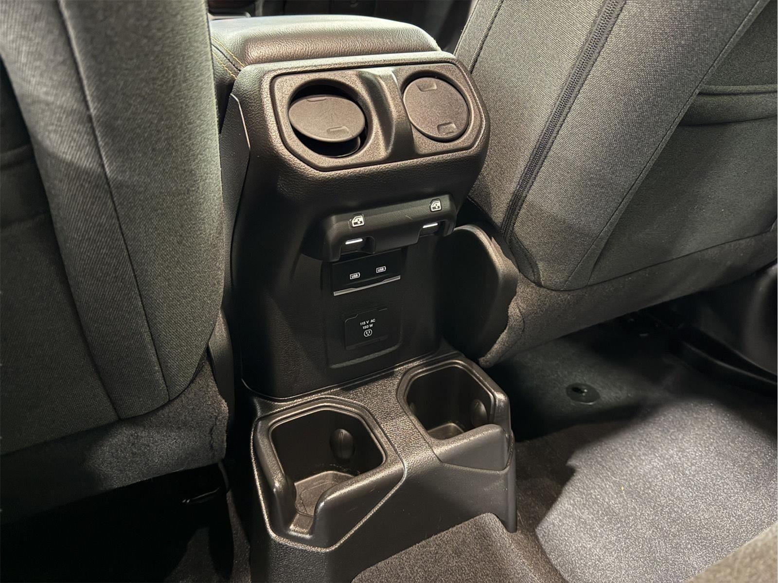 2024 Jeep Wrangler 4-Door Sahara