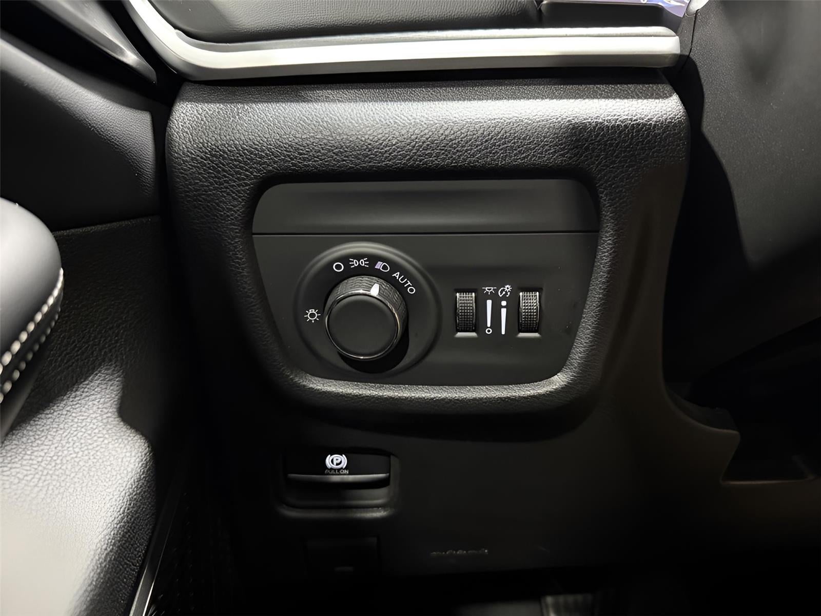 2024 Jeep Grand Cherokee Laredo X 4x4