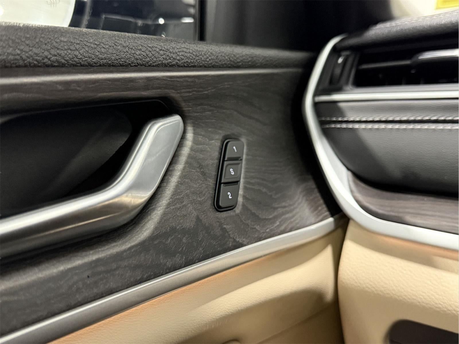 2025 Jeep Grand Cherokee Limited 4x4