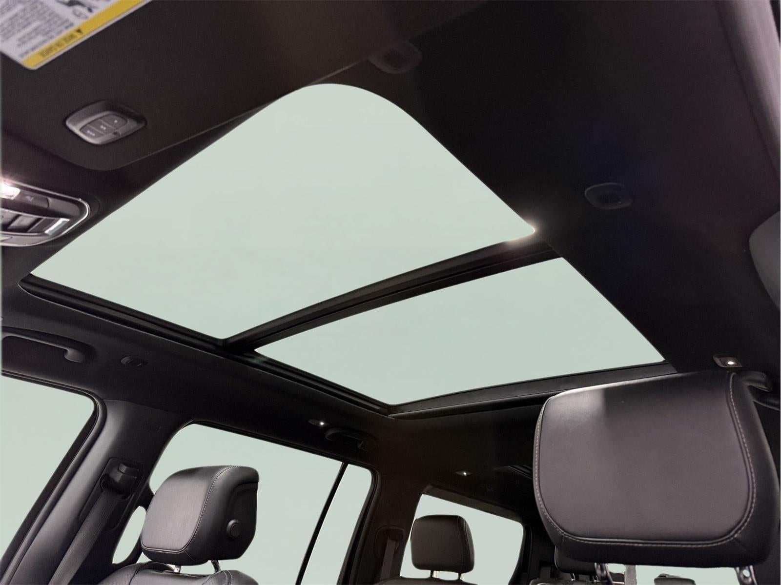 2024 Jeep Wagoneer Series II Carbide