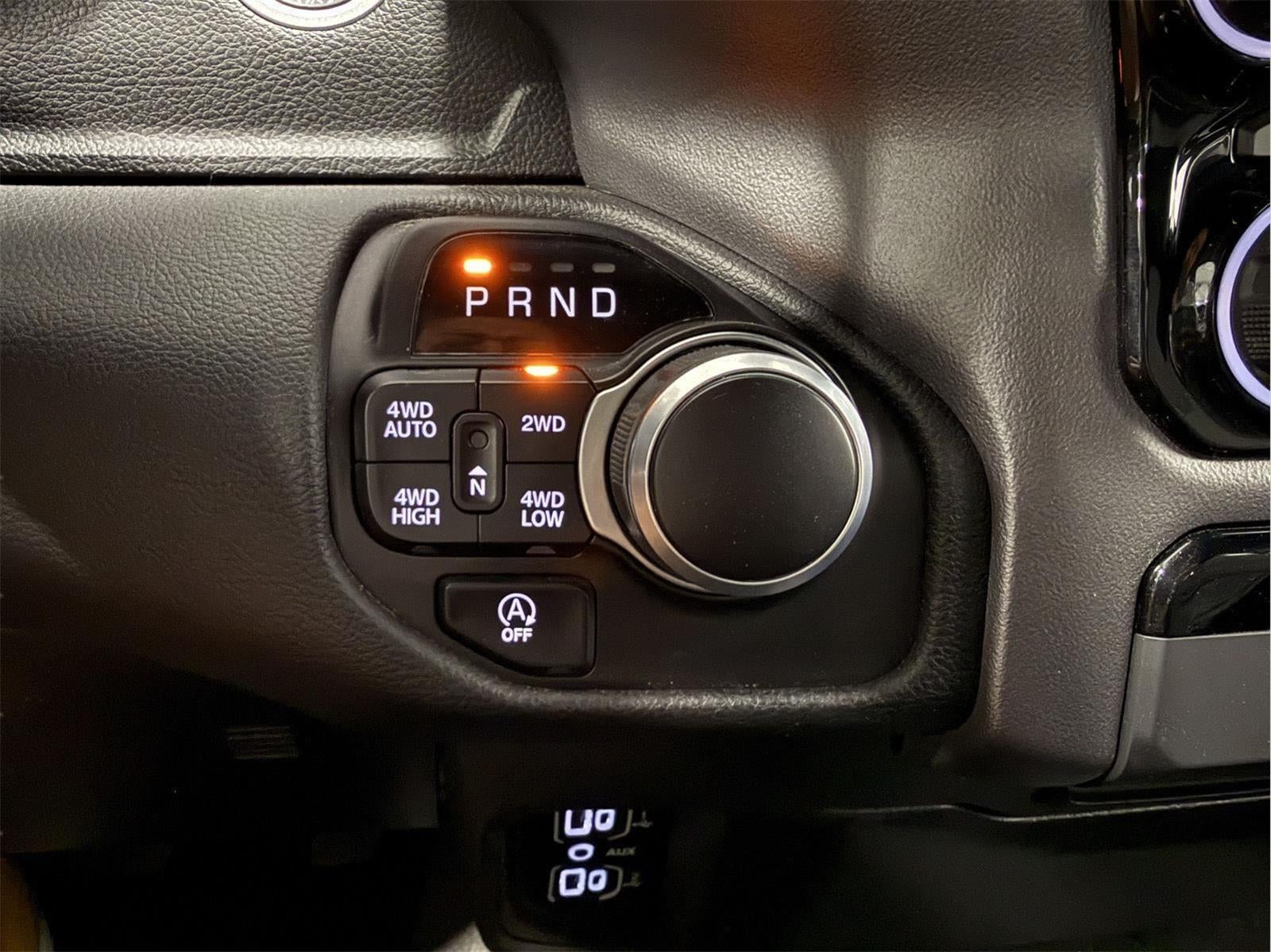 2023 RAM 1500 Big Horn Crew Cab 4x4 5'7' Box