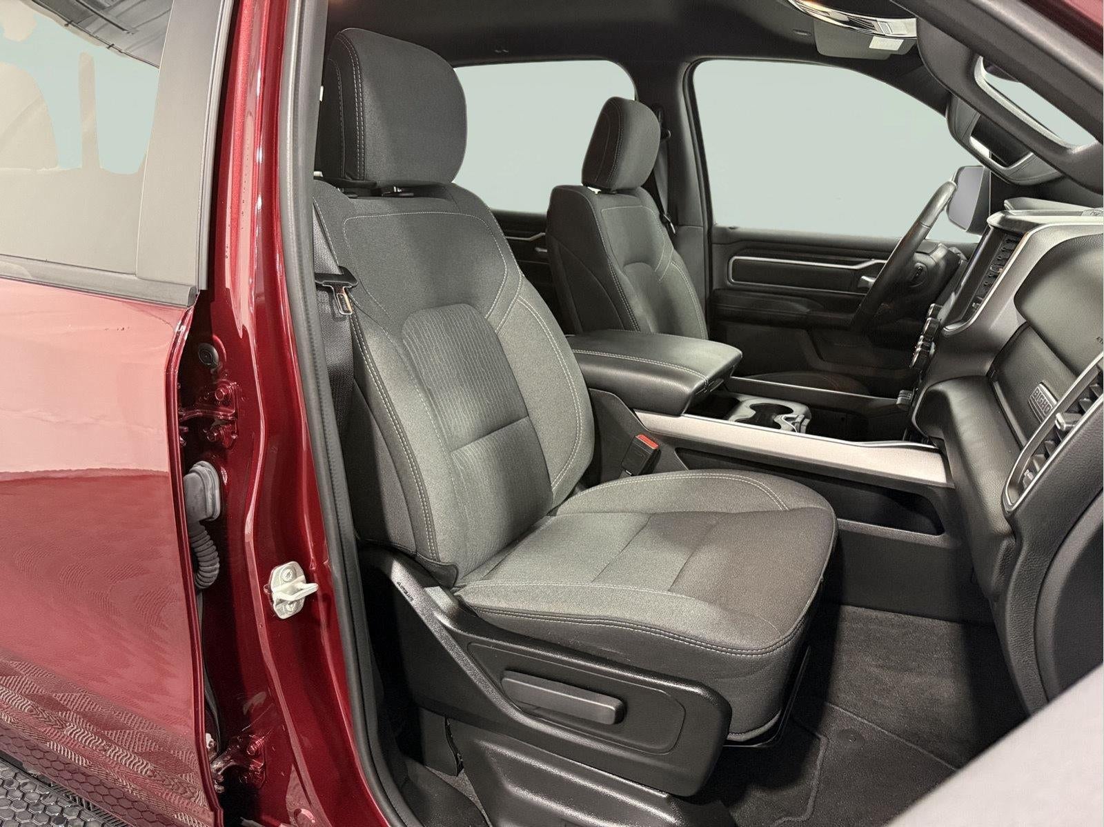 2023 RAM 1500 Big Horn Crew Cab 4x4 5'7' Box