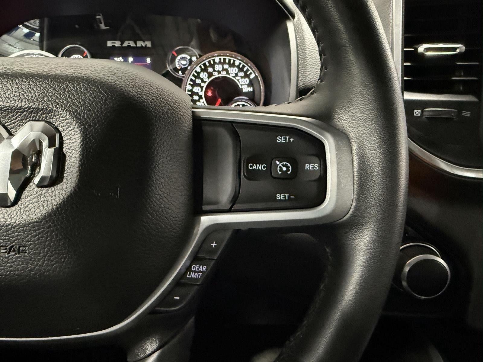 2023 RAM 1500 Big Horn Crew Cab 4x4 5'7' Box