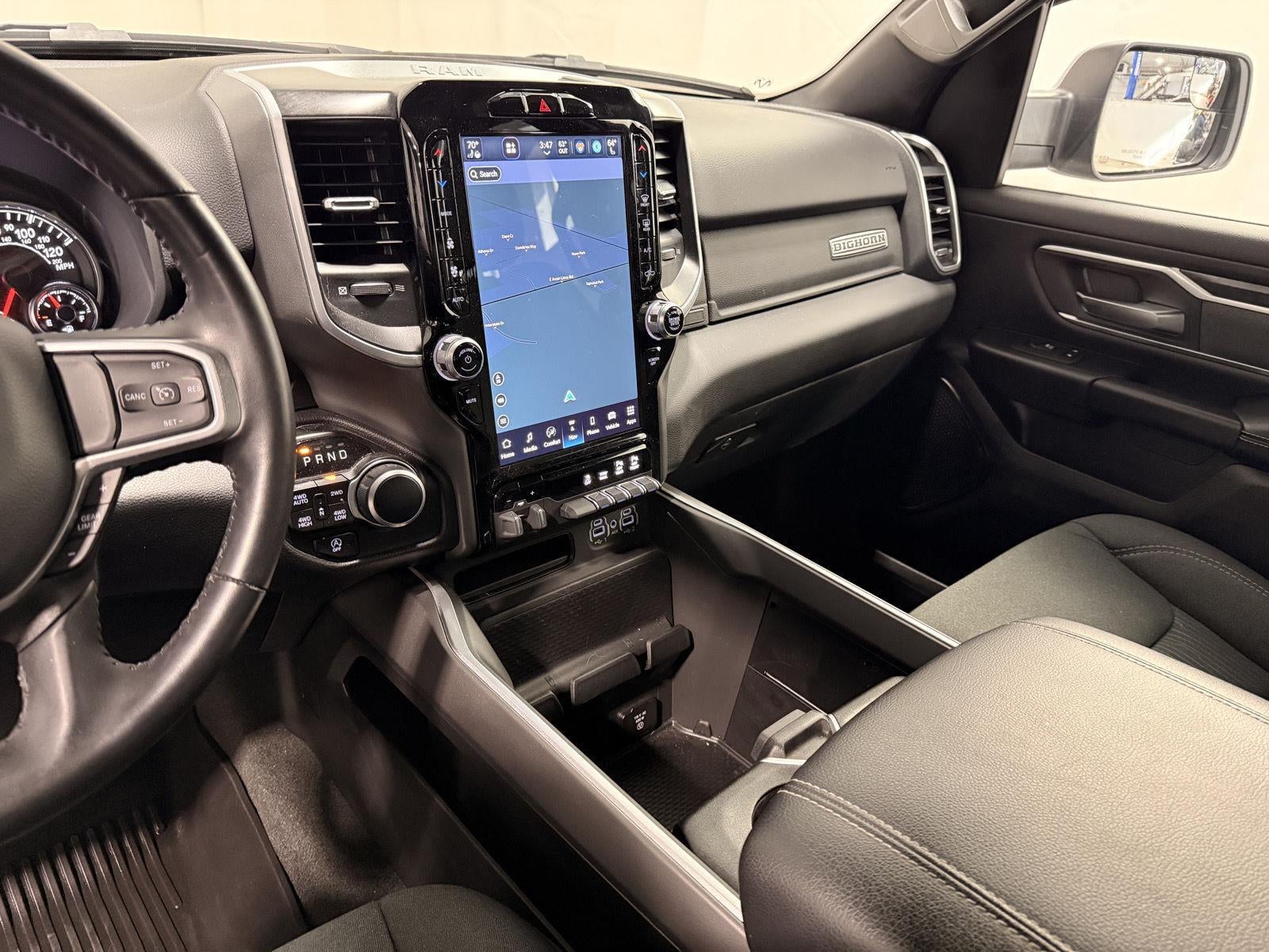 2022 RAM 1500 Big Horn Crew Cab 4x4 5'7' Box