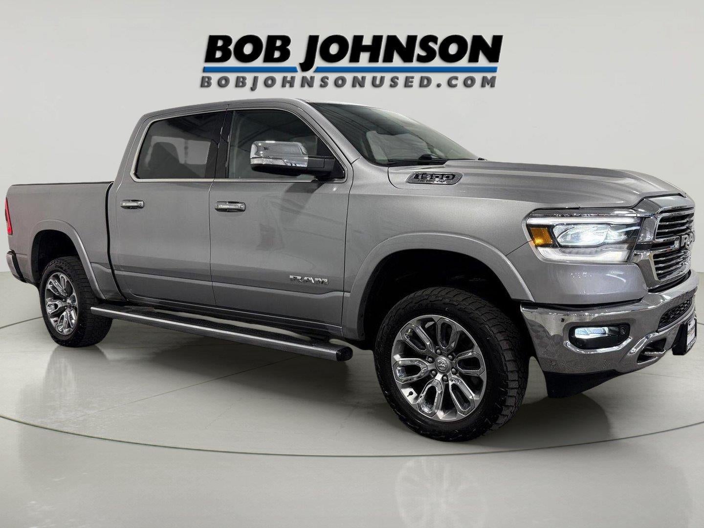 2019 RAM 1500 Laramie Crew Cab 4x4 5'7' Box