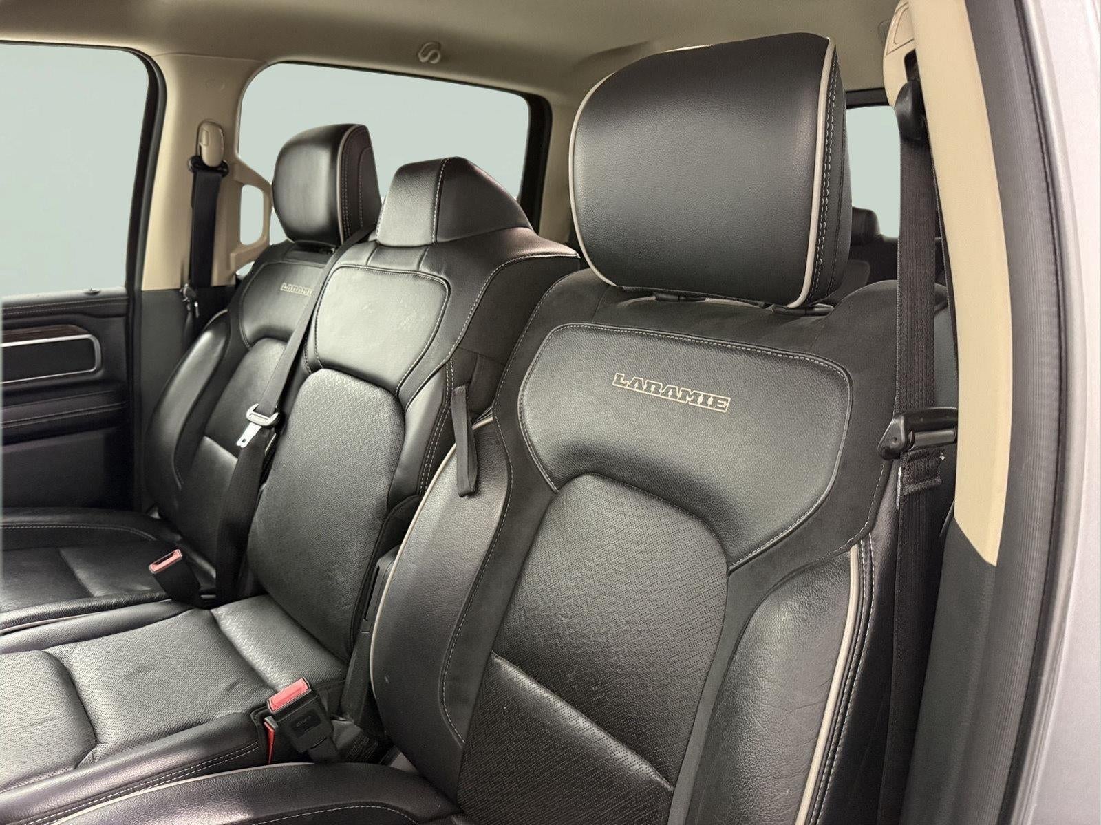 2019 RAM 1500 Laramie Crew Cab 4x4 5'7' Box