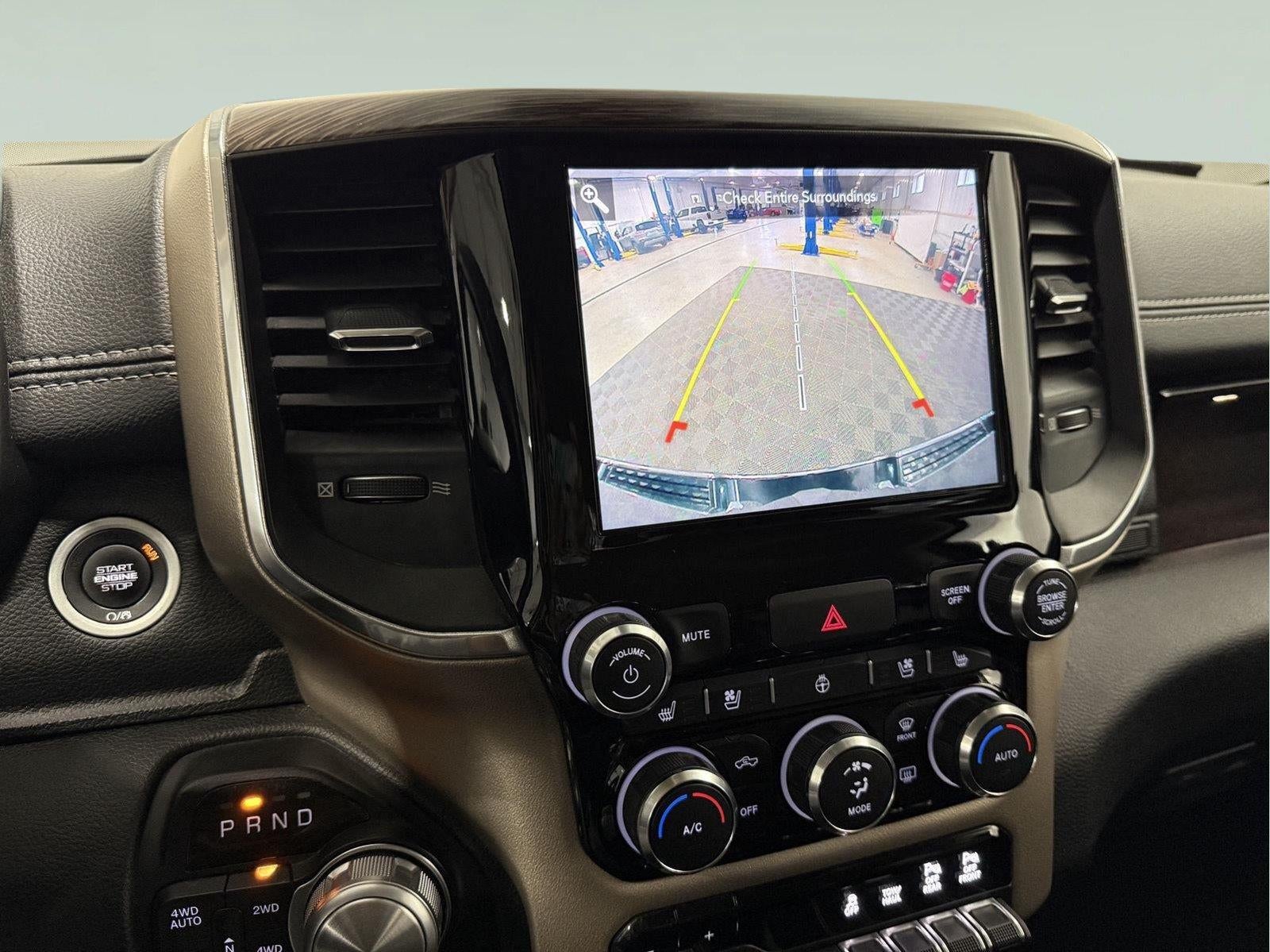 2019 RAM 1500 Laramie Crew Cab 4x4 5'7' Box