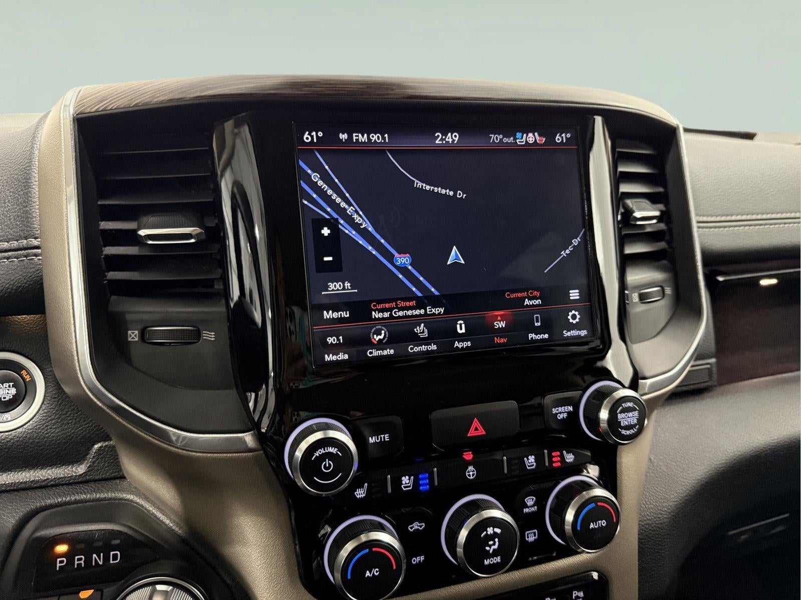 2019 RAM 1500 Laramie Crew Cab 4x4 5'7' Box