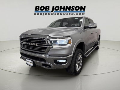 2019 RAM 1500 Laramie Crew Cab 4x4 5'7' Box