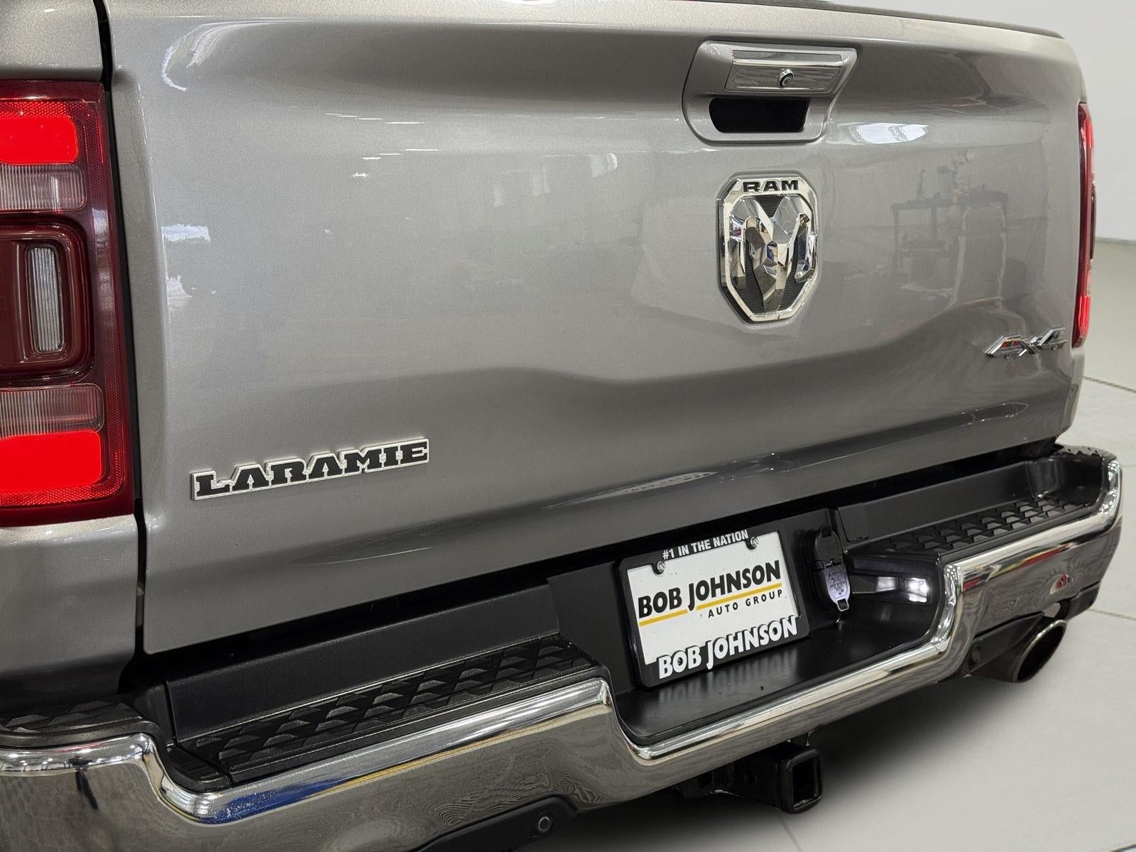 2019 RAM 1500 Laramie Crew Cab 4x4 5'7' Box