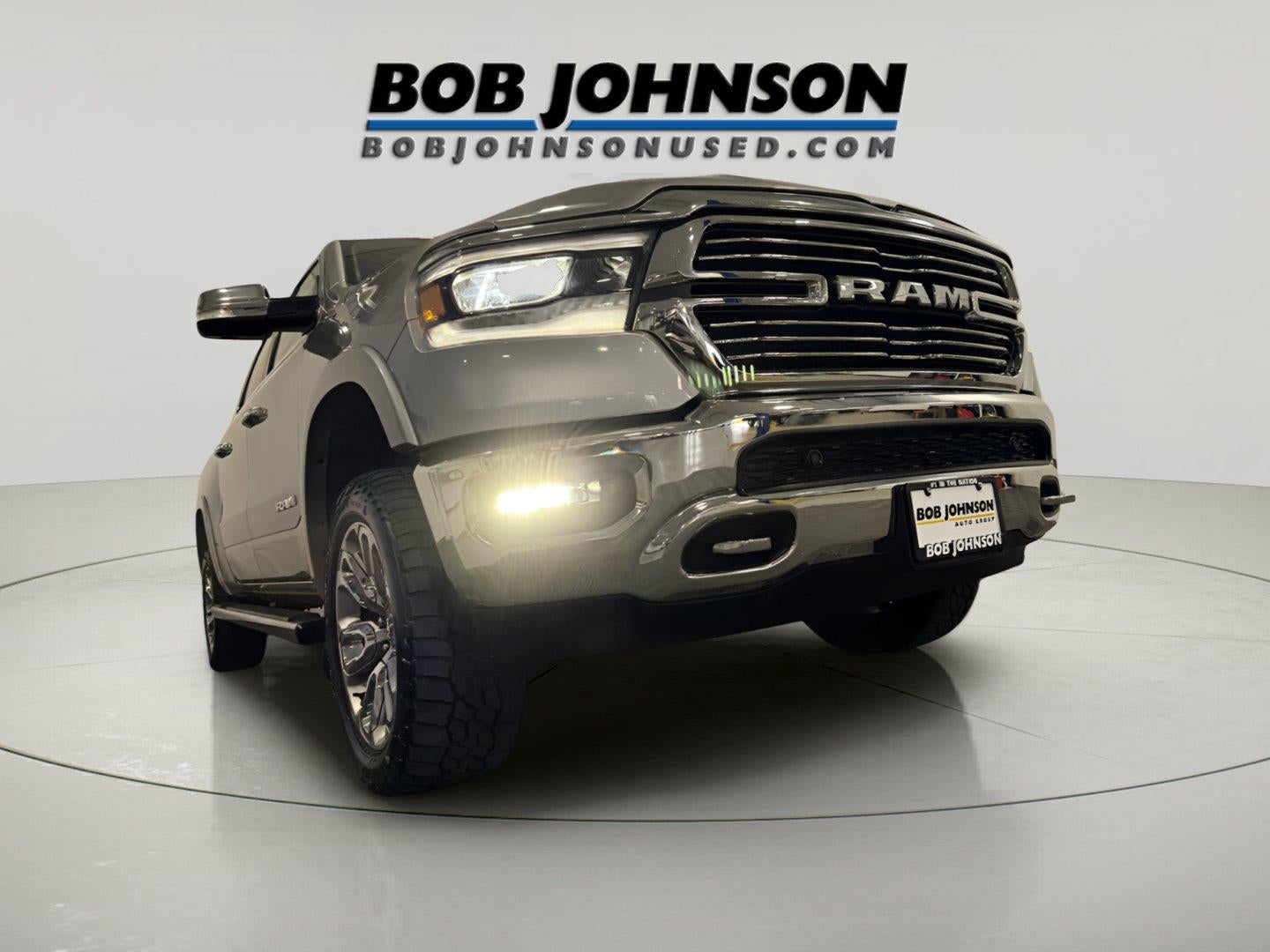 2019 RAM 1500 Laramie Crew Cab 4x4 5'7' Box
