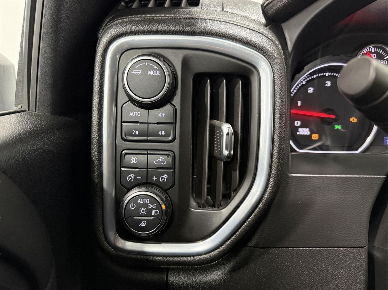 2021 Chevrolet Silverado 3500HD 4WD Crew Cab Long Bed LTZ