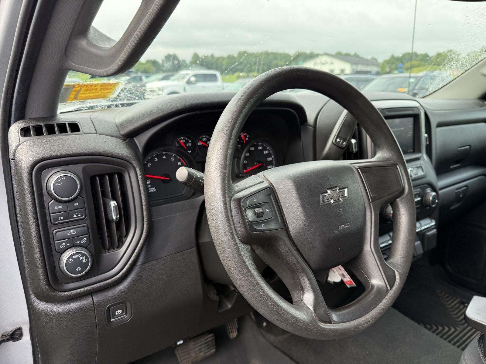 2020 Chevrolet Silverado 1500 4WD Crew Cab Short Bed Custom