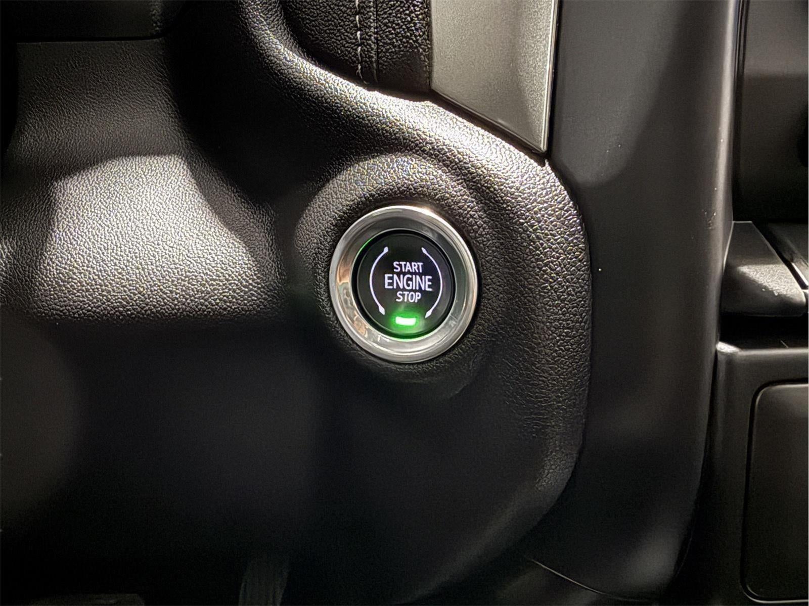 2020 Chevrolet Silverado 1500 4WD Double Cab Standard Bed RST