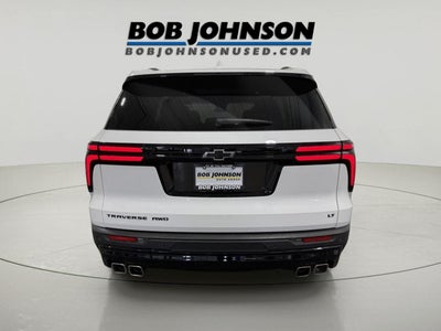 2024 Chevrolet Traverse LT