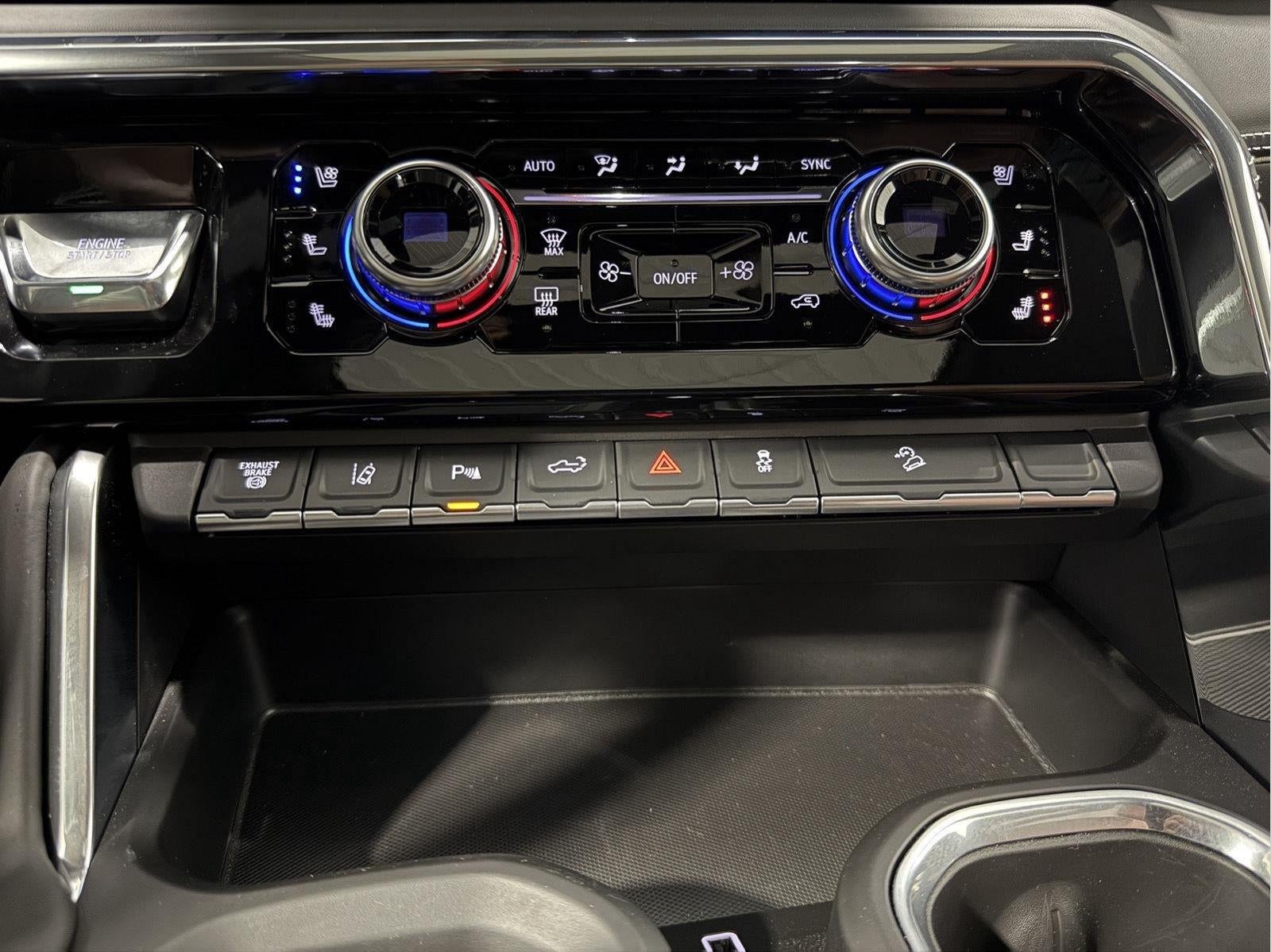 2026 GMC Sierra 2500HD Crew Cab, Standard Bed, Denali Ultimate, 4WD