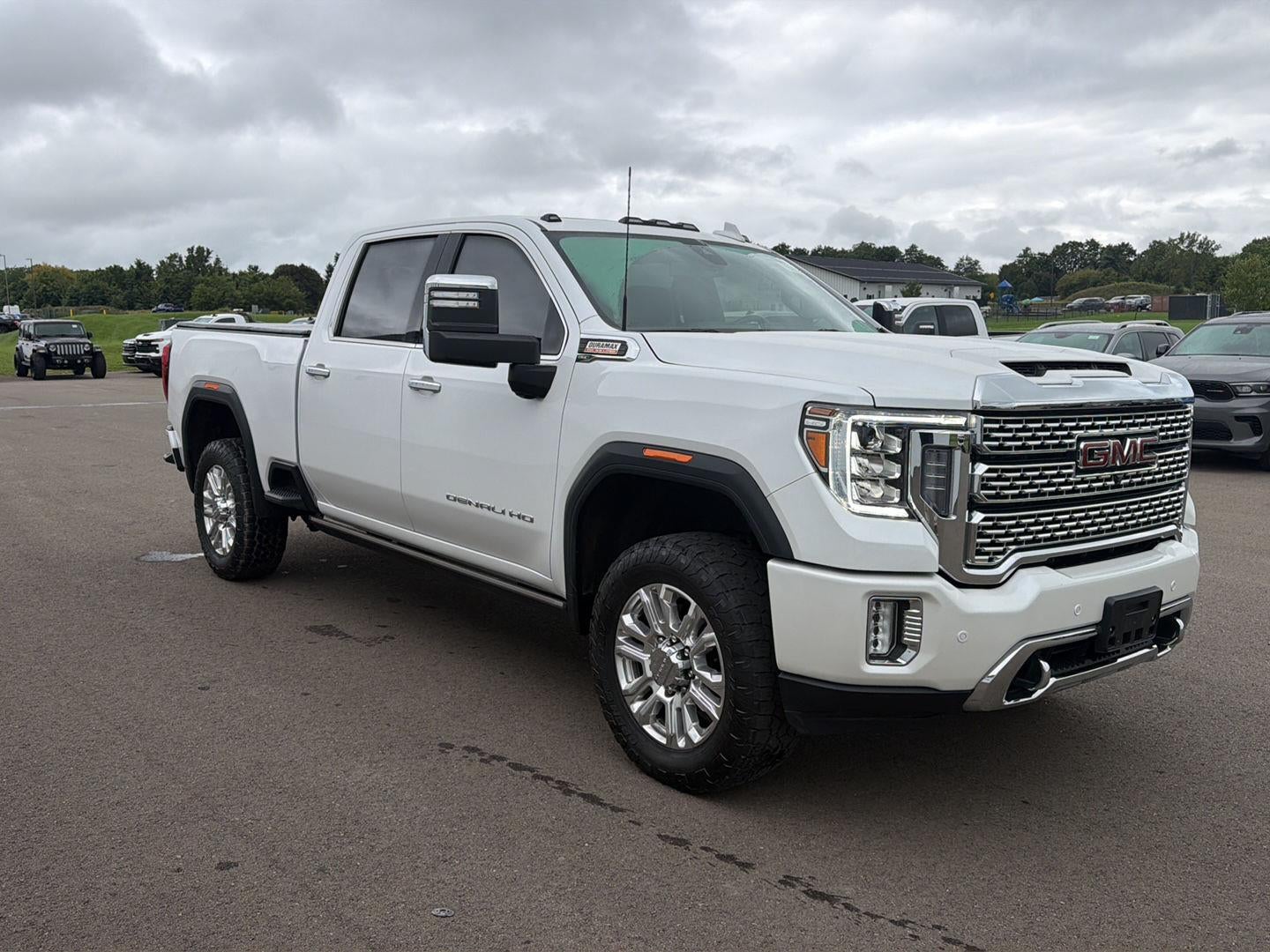 2022 GMC Sierra 2500HD 4WD Crew Cab Standard Bed Denali