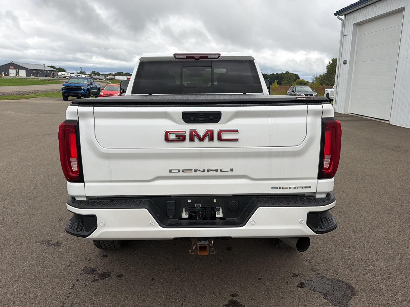 2022 GMC Sierra 2500HD 4WD Crew Cab Standard Bed Denali