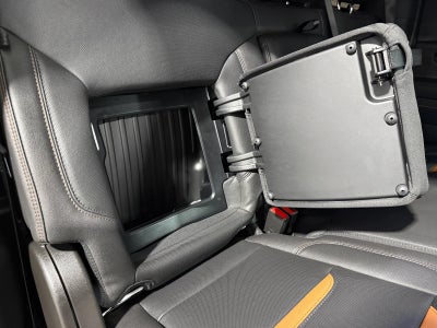 2025 GMC Sierra 2500HD 4WD Crew Cab Standard Bed AT4