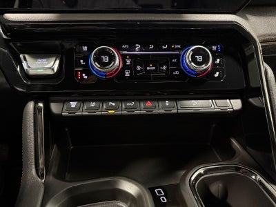 2025 GMC Sierra 2500HD 4WD Crew Cab Standard Bed AT4