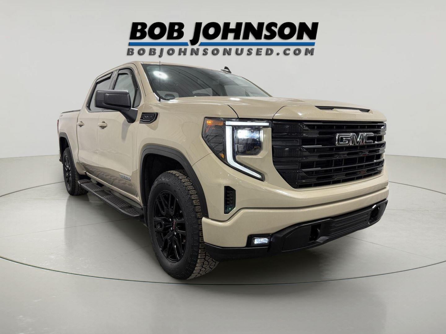 2022 GMC Sierra 1500 4WD Crew Cab Short Box Elevation