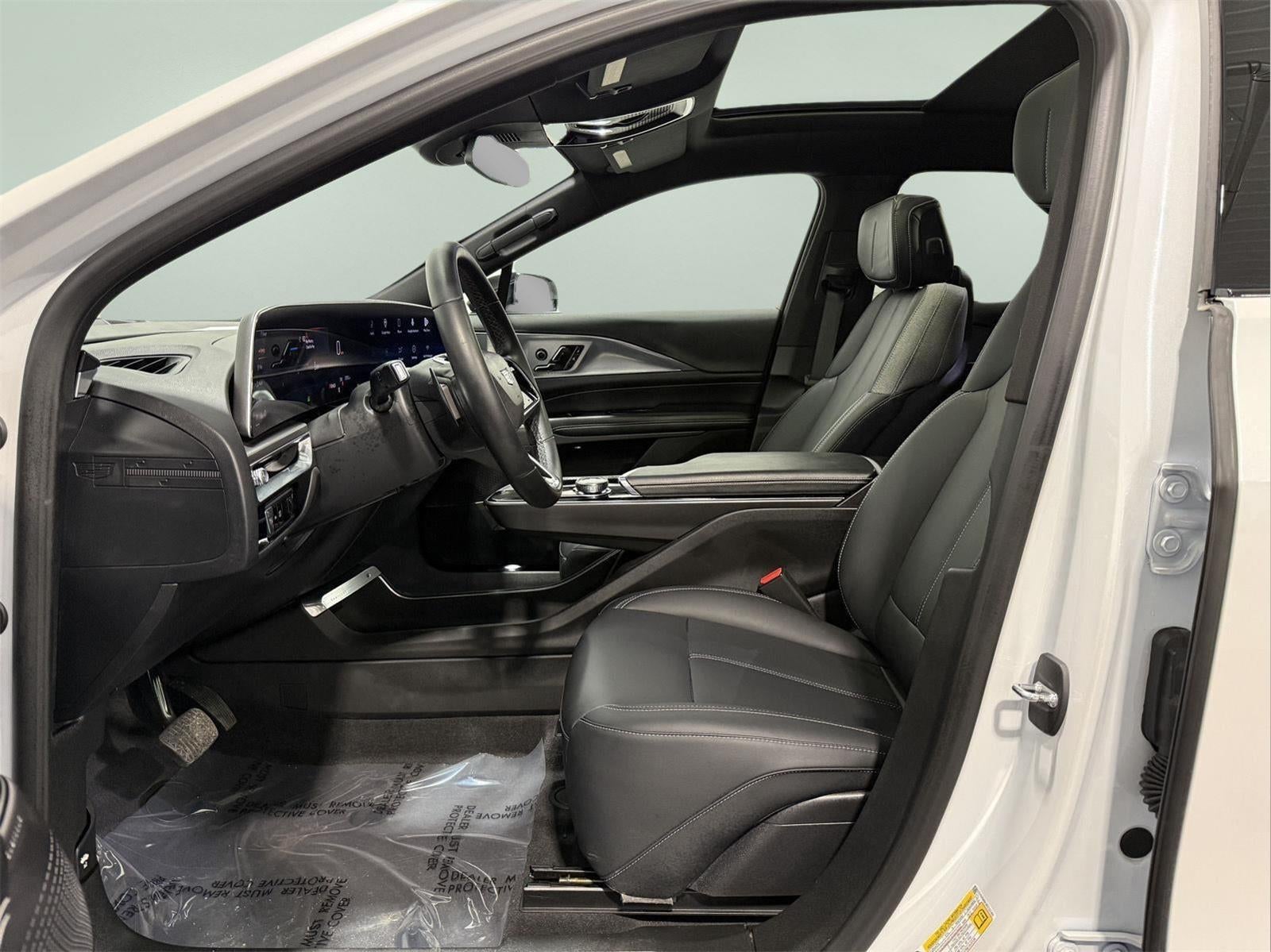 2024 Cadillac LYRIQ Tech RWD