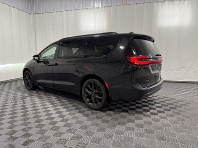 2022 Chrysler Pacifica Touring L AWD