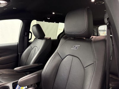 2022 Chrysler Pacifica Touring L AWD