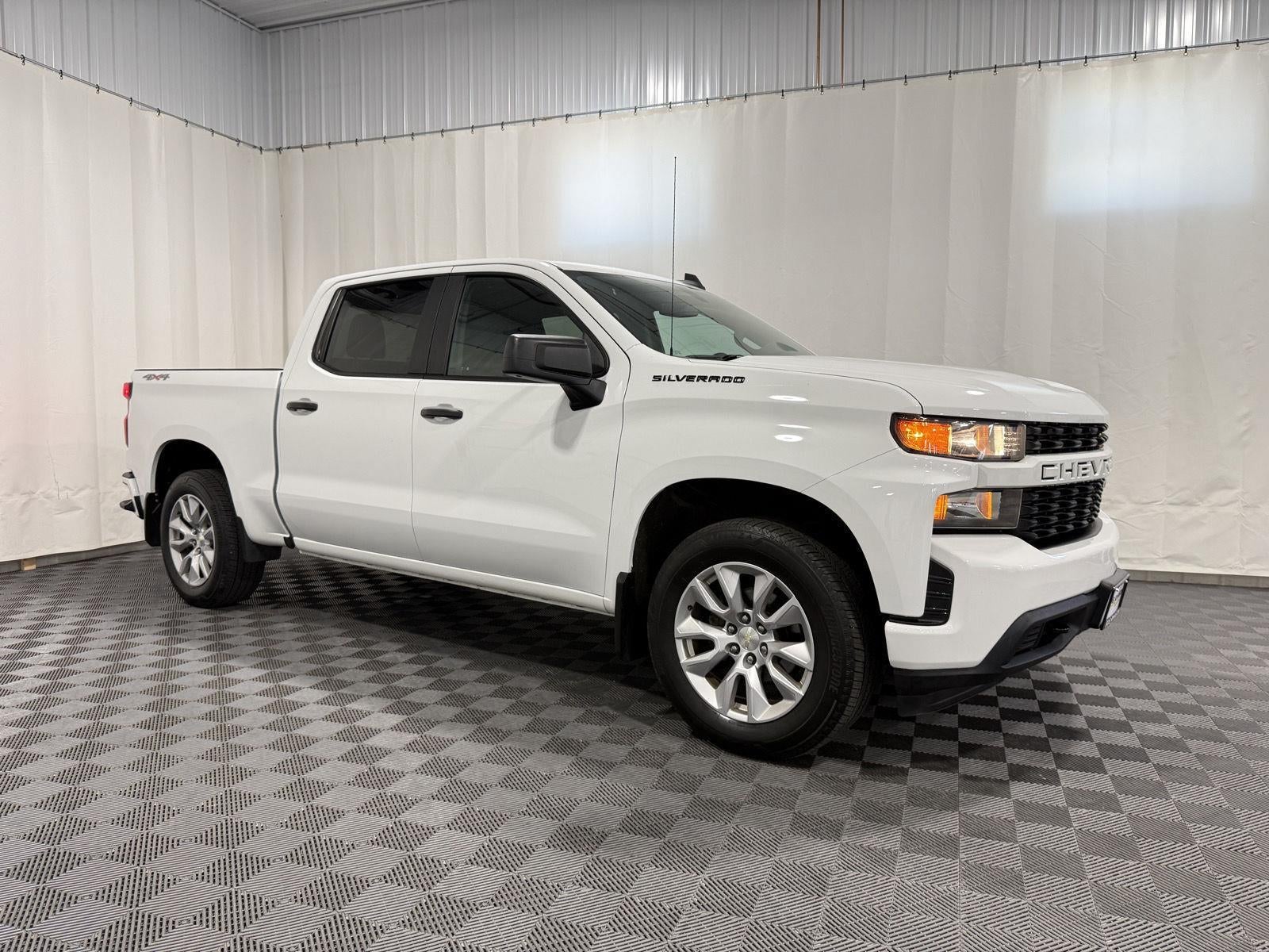2021 Chevrolet Silverado 1500 4WD Crew Cab Short Bed Custom