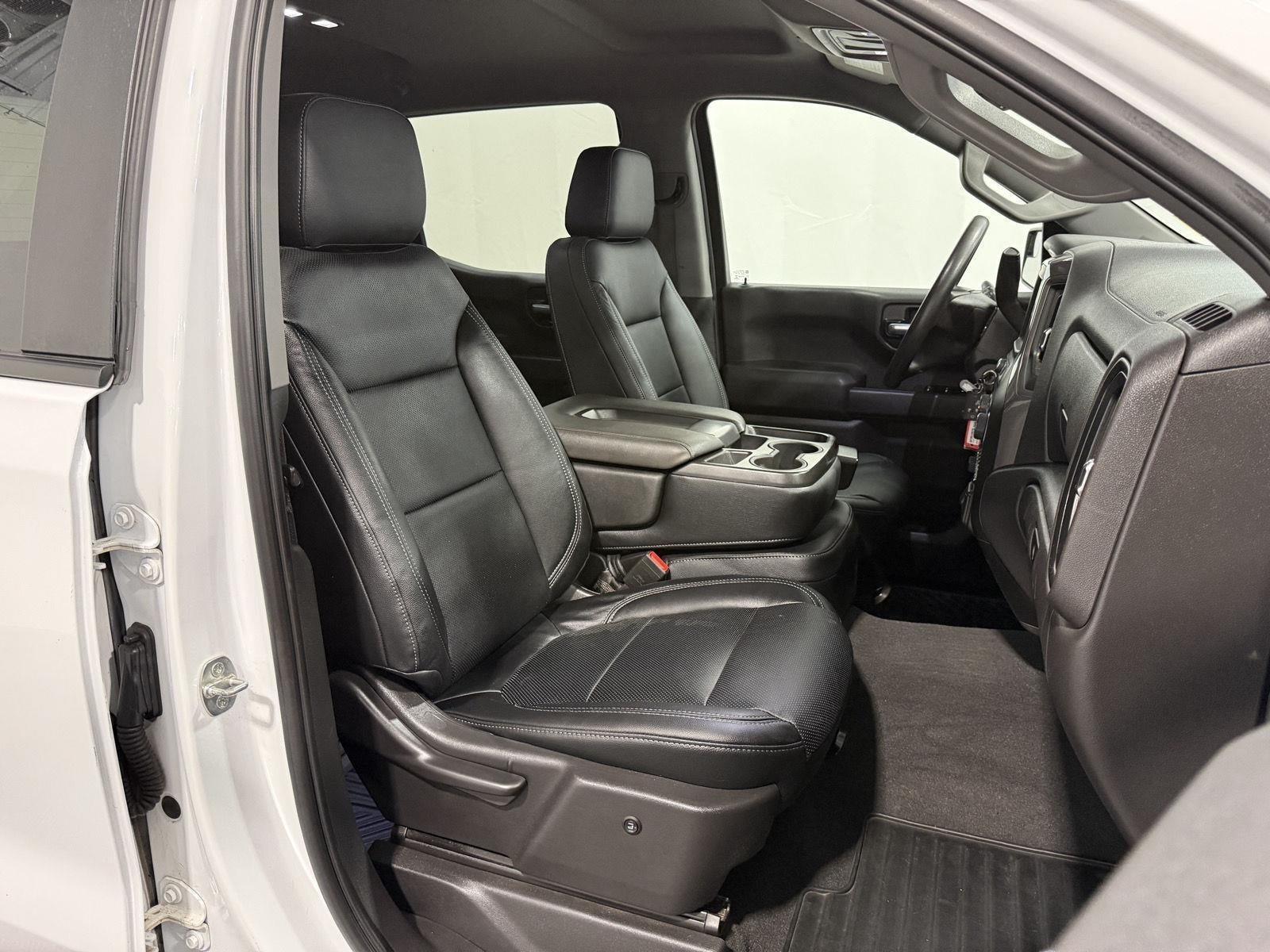 2021 Chevrolet Silverado 1500 4WD Crew Cab Short Bed Custom