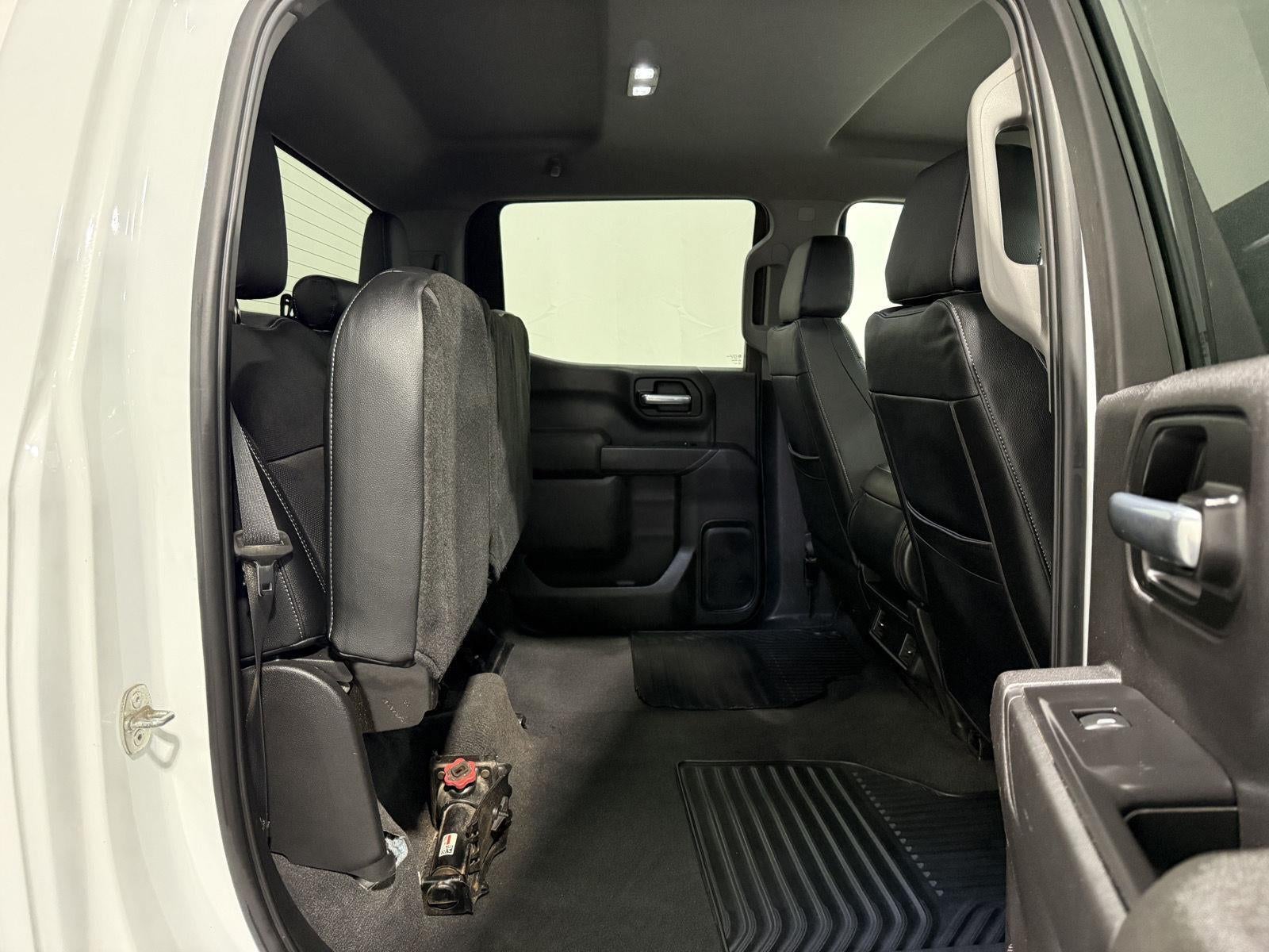 2021 Chevrolet Silverado 1500 4WD Crew Cab Short Bed Custom