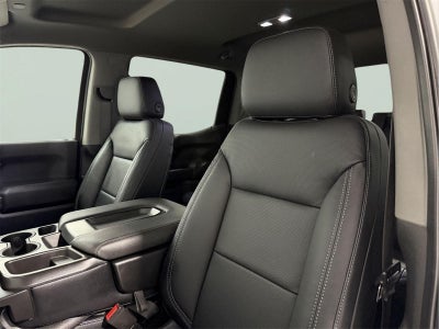 2021 Chevrolet Silverado 1500 4WD Crew Cab Short Bed Custom