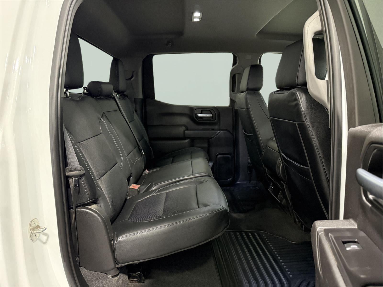 2021 Chevrolet Silverado 1500 4WD Crew Cab Short Bed Custom